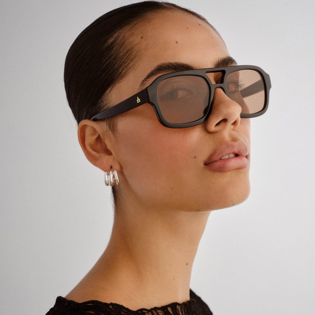 AIRE - Aquarius Black / Tan Tint