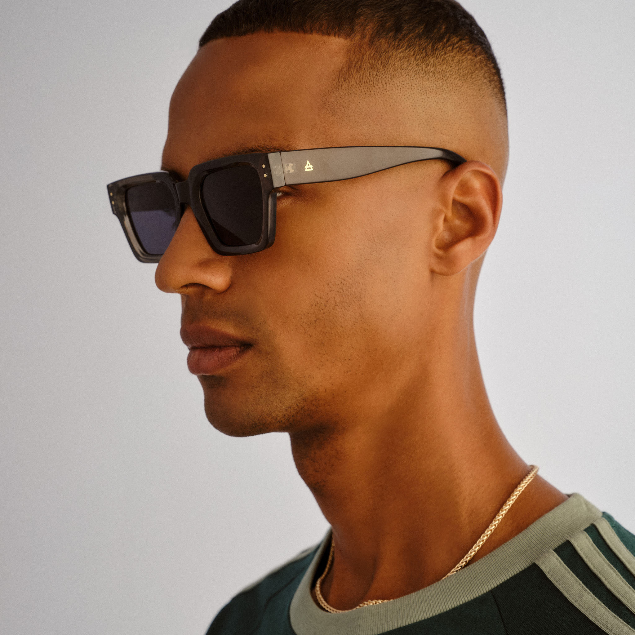 AIRE - Transit Khaki / Smoke Mono